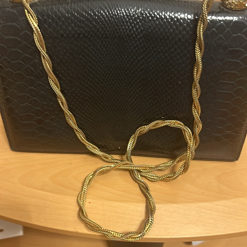 Patent leather vintage purse
